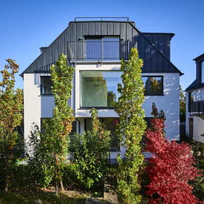 Traumhaftes Dachgeschoß-Apartment in Toplage - Erstbezug mit Balkon und Terrasse - Bild 2