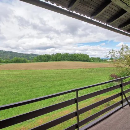 Ideal für Familien I Ein- bis Zweiparteienhaus I traumhafter Blick ins Grüne I 286m² Wohnfläche I Köttmannsdorf I großes Grundstück - Bild 2