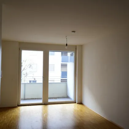 Hübsche Mietwohnung geeignet für Single und Pärchen, mit einem sehr schönen Badezimmer und einem Balkon -  in 8020 Graz  ab sofort zu mieten! - Bild 2