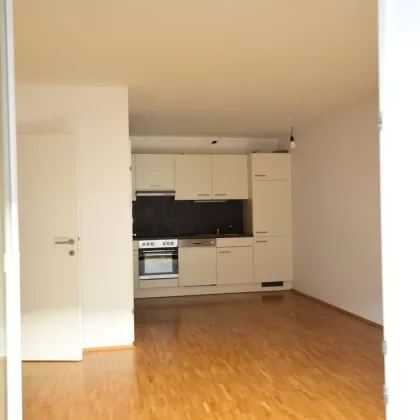 Toll geschnittene, helle und freundliche Mietwohnung, mit einem schönen Badezimmer und einem Balkon -  in 8020 Graz! - Bild 3