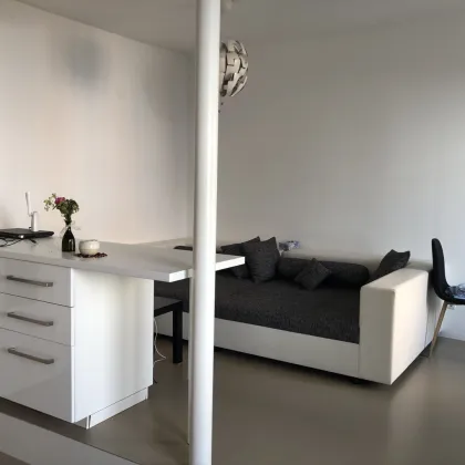freundliche 2-Zimmer-Wohnung mit möblierter Küche im Zentrum von Schärding - Bild 2