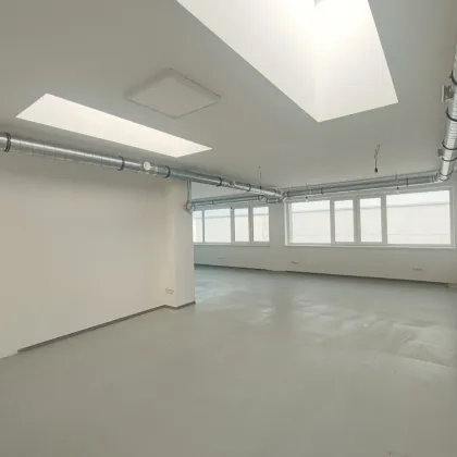 Moderne Bürofläche im 1. Stock in Top-Lage! 165m², 3 Zimmer, Parkplätze, U-Bahn + optional Lager + Schauraum - Bild 2