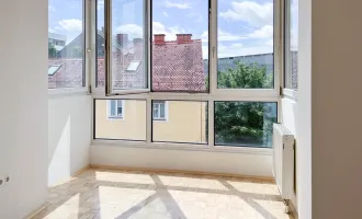 Neu Renoviert: Sonnige 3-Zimmer mit Wintergarten und Balkon