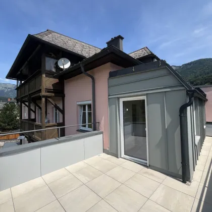 NEUER PREIS - Einzigartige Wohnung mit Balkon und Dachterrasse in Bad Goisern - Bild 2