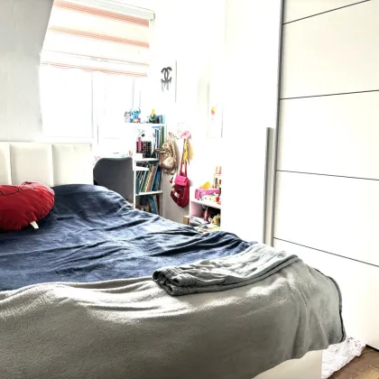 Helle 4 Zimmer - Wohnung im 5. Liftstock - großer Balkon - Bild 3