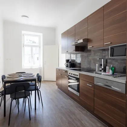 Komplett renovierte 3 Zimmer-Wohnung in U-Bahn Nähe - Bild 2