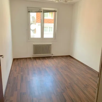 Moderne 4 Zimmer Stadtwohnung mit Loggia und Einbauküche in zentraler Lage - 110m² für 570.000,00 € - Bild 3