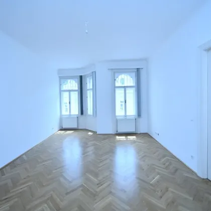 Wunderschön renovierte 2½-Zimmer-Wohnung mit Balkon - Unbefristete Mietdauer - Bild 2