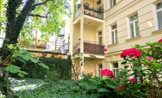 ZAUBERHAFTER INNENHOF - Hofseitiger Altbau mit Blick ins Grüne!