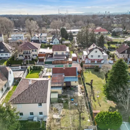 Sonniger Baugrund am Mühlwasser: Wohnen im Grünen und doch stadtnah - Einfamilienhaus oder Bauträger Projekt möglich - Bild 2