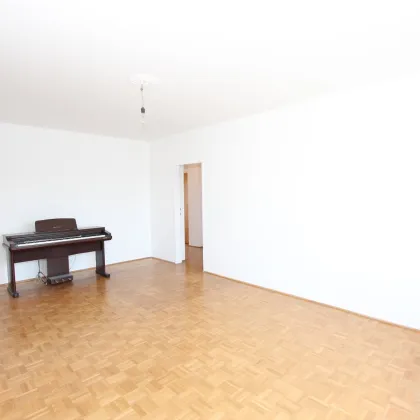 DACHGESCHOSSWOHNUNG | 4 ZIMMER | 2 TERRASSEN | RARITÄT | NÄHE AUGARTEN - Bild 2