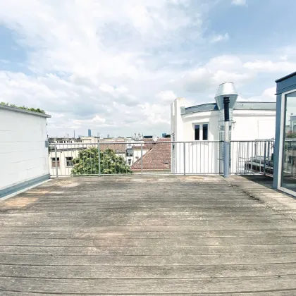 NEU! 3-Zimmer-Dachterrassenwohnung mit einmaligen Ausblick! Klimaanlage! Maissonette! 38m² Dachterrasse! - Bild 2