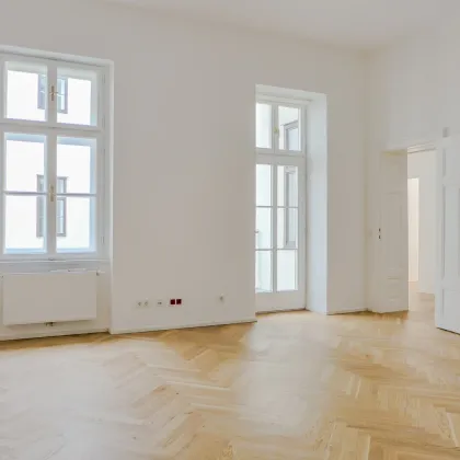 Hochwertig ausgestattete Bürofläche im Stilaltbau - 5 Zimmer + Balkon - unbefristet - Nähe Rathaus und Parlament - Bild 2