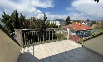 Gemütliche 2-Zimmer-Dachgeschoßwohnung mit Balkon in Graz Puntigam!
