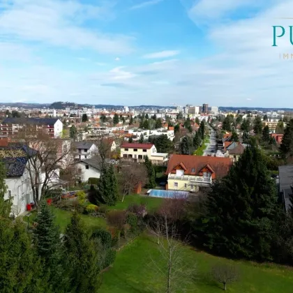 HISTORISCHE VILLA MIT EINZIGARTIGEM CHARME und Schlossbergblick in ruhiger Lage - mit zusätzlichem Baugrundstück! - Bild 3