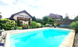 Attraktives Einfamilienhaus mit Pool und Gartenparadies in Kapellerfeld bei Wien - Wohlfühloase pur für die ganze Familie!