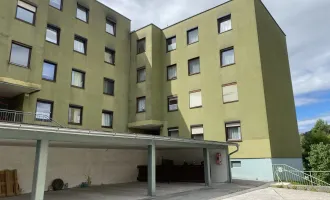 Mürzzuschlag: Neue Bewohner gesucht! Gut aufgeteilte 3 Zimmer Wohnung mit Loggia und Garage!