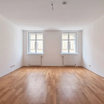 Altbaujuwel in bester Stadtlage - Helle 2-Zimmer-Wohnung im 4. Liftstock - Nähe Mariahilfer Straße - Bild 2