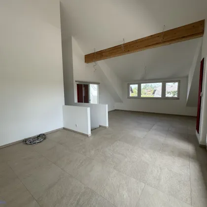 "Wohnen und Arbeiten in einem Haus" - Wohnung und Home-Office KAUF ANIF/NIEDERALM BÄCKERGASSE 3a: 92 m² 3-Zimmer-DACHGESCHOSS-MAISONETTE-WOHNUNG mit 13 m² Ost-Balkon und separatem 33 m² 2-Zimmer-"Homeoffice" sowie Einzelgarage und 3 PKW-Stellplätzen - Bild 3