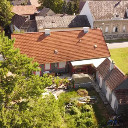 Großteils renoviertes Haus in ruhiger, idyllischer Lage und noch viel mehr Potential - Bild 2