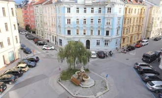 Wilten: 3-Zimmer-Altbauwohnung mit Balkon zum Innenhof