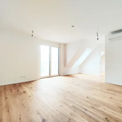 ERSTBEZUG - Moderne DG-Maisonette mit Terrasse und Balkon - Bild 3