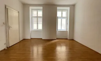 Sanierungsbedürftige 2-Zimmer-Wohnung mit Balkon in 1080 Wien  zu kaufen!