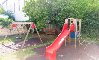 **2-ZIMMER ERDGESCHOSS-EIGENTUMSWOHNUNG MIT GEMEINSCHAFTSGARTEN**