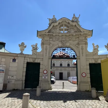 TOP BÜROFLÄCHE IM DG MIT BLICK AUF DAS SCHLOSS BELVEDERE - ERSTBEZUG NACH RENOVIERUNG - Bild 2