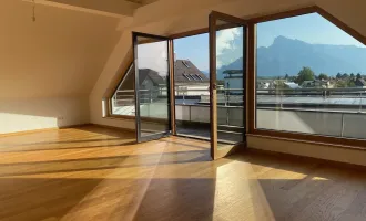 AIGEN - IN SALZACHNÄHE: Außergewöhnlich schöne 3-Zimmer- Dachgeschosswohnung mit Panoramablick