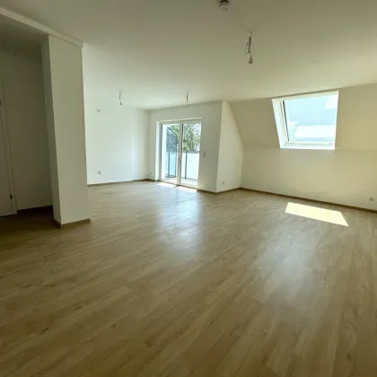 Provisionsfrei: Klimatisierter 60m² DG-Erstbezug + Terrasse im topsanierten Altbau - 1100 Wien - Bild 2