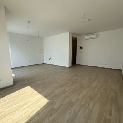 Provisionsfrei: Klimatisierter 51m² DG-Erstbezug + Terrasse im topsanierten Altbau - 1100 Wien - Bild 3