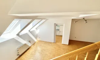 Attraktive Dachgeschosswohnung mit Galerie in der Klosteriwiesgasse