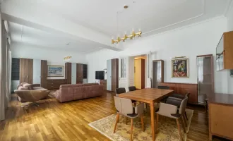 Luxuriöses Wohnen im Herzen Wiens: Ihre Stilaltbauwohnung am Rathaus / Luxurious living in the heart of vienna: next to city center