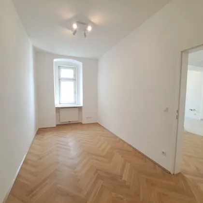 5 Zimmer-Altbauwohnung mit Balkon-Option im beliebten Stuwerviertel! - Bild 2