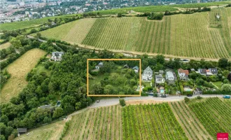 Traumhaftes Baugrundstück am Nussberg mit Baubewilligung und Blick auf die Weinberge