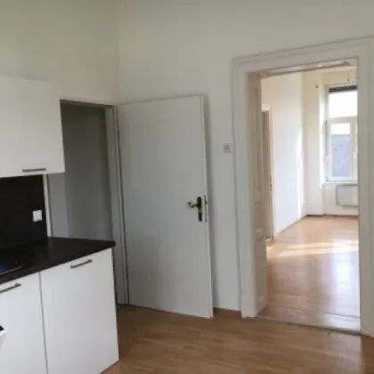 Traumhafte 2-Zimmer-Wohnung mit separater Küche in Straßgang! ab Oktober verfügbar! - Bild 3