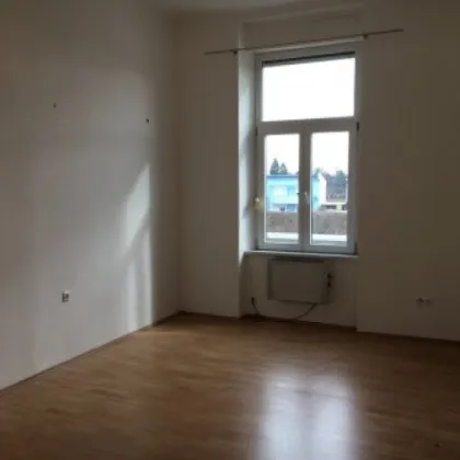 Traumhafte 2-Zimmer-Wohnung mit separater Küche in Straßgang! ab Oktober verfügbar! - Bild 2