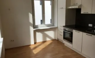 Traumhafte 2-Zimmer-Wohnung mit separater Küche in Straßgang! ab Oktober verfügbar!