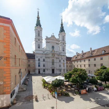 BEL-ETAGE in der Josefstadt: klassische 5 - Zimmer Altbauwohnung mit traumhaften Blick - Bild 2