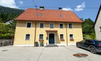 Familienparadies in Kärnten: Modernisiertes Haus mit Pool und Garten in Bad Bleiberg