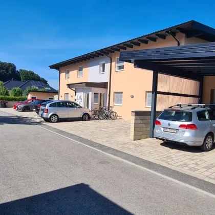 3-Zimmerwohnung mit Traumterrasse und zwei Parkplätzen in absoluter Ruhelage - Bild 3