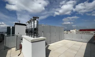 Erstbezug: Helle DG-Wohnung mit atemberaubendem Ausblick und großzügiger Dachterrasse