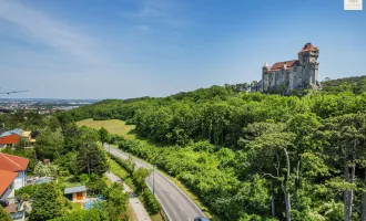 ERSTBEZUG-VILLA I Exklusives Domizil mit atemberaubendem Blick auf die Burg Liechtenstein und wunderschönem Garten I SCHLÜSSELFERTIGES Baumeister-Haus I Erstbezug 2024