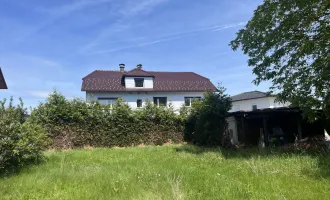 Großfamilien aufgepasst! Mehrfamilienhaus mit großzügigem Grundstück in Wels/Pernau!