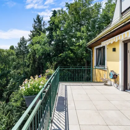 Ankommen und Wohlfühlen - Morgenkaffee am Balkon mit herrlichem Fernblick über die Donau - Bild 2