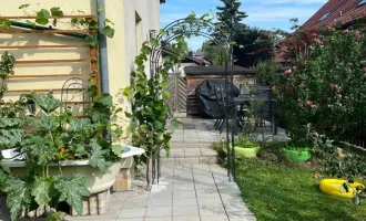 Gartenparadies mitten in Henndorf-4-Zimmerwohnung mit Carport und Parkplatz