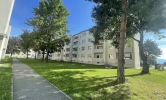 Neu sanierte 3 Zimmerwohnung mit Balkon!