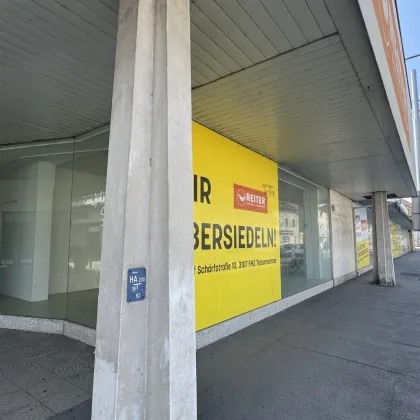 Vielseitiges Gewerbeobjekt I ca. 3.200m² I 194 Parkplätze I beste Frequenzlage in St. Pölten - Bild 2