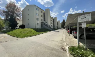 Familienwohnung  mit Balkon-ruhig am Stadtrand mit guter Infrastruktur!